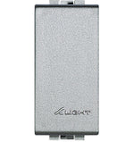Toma Doble 2P+T 10A 250V Armada con Placa  Tech Living Light